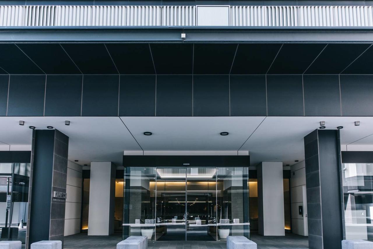 Experience Waterfront Luxury With Views Lejlighed Melbourne Eksteriør billede